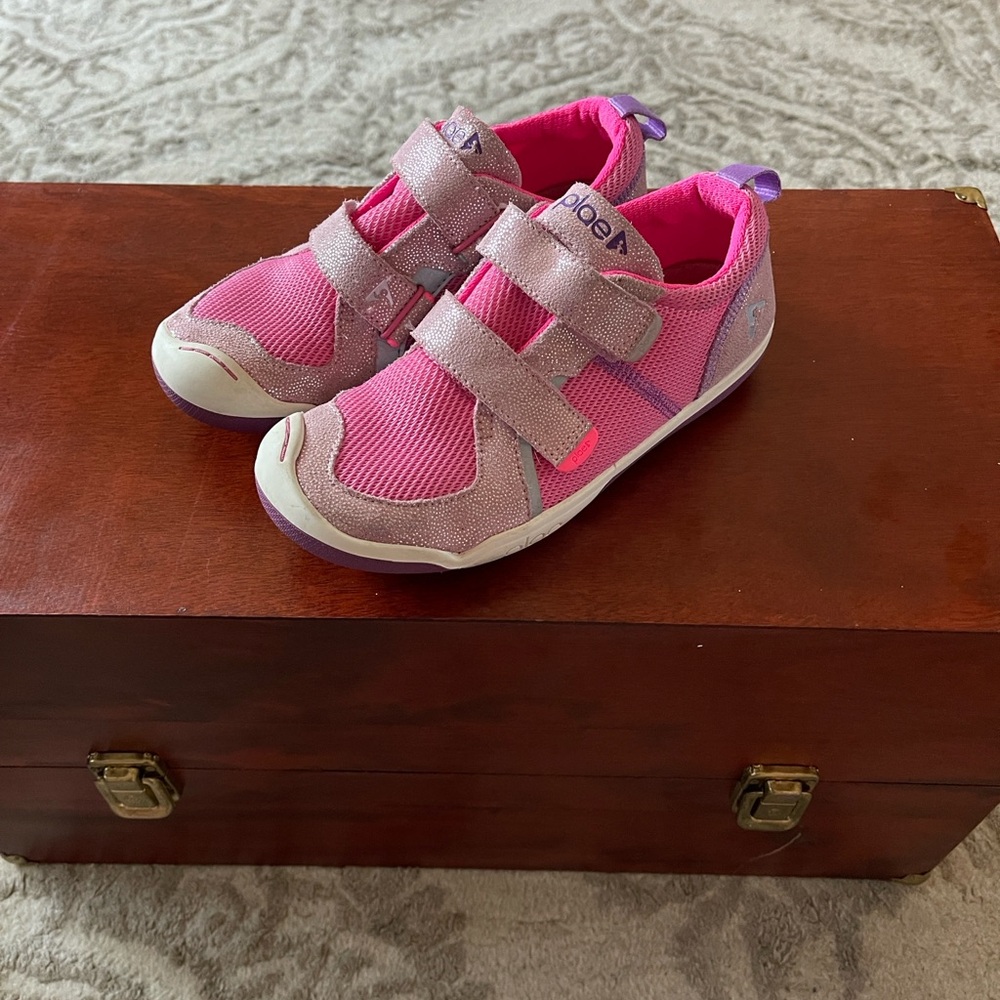 PLAE Ty Pink and Purple Kids Sneakers girls size 2 1/2 - Picture 3 of 8